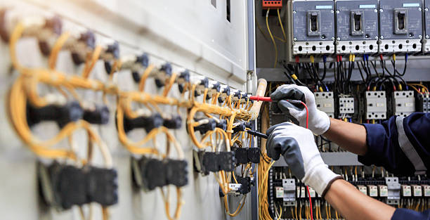 Professional Electrician technician working in Richlandtown, PA